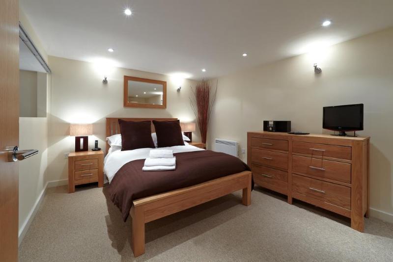 The Paramount, Swindon Ngoại thất bức ảnh