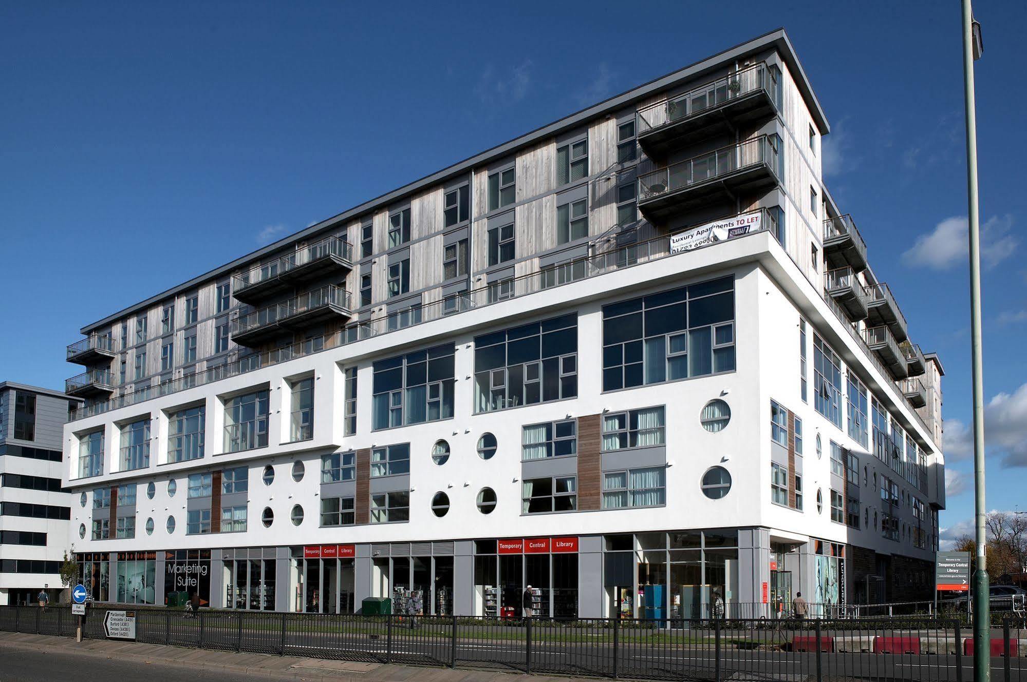 The Paramount, Swindon Ngoại thất bức ảnh