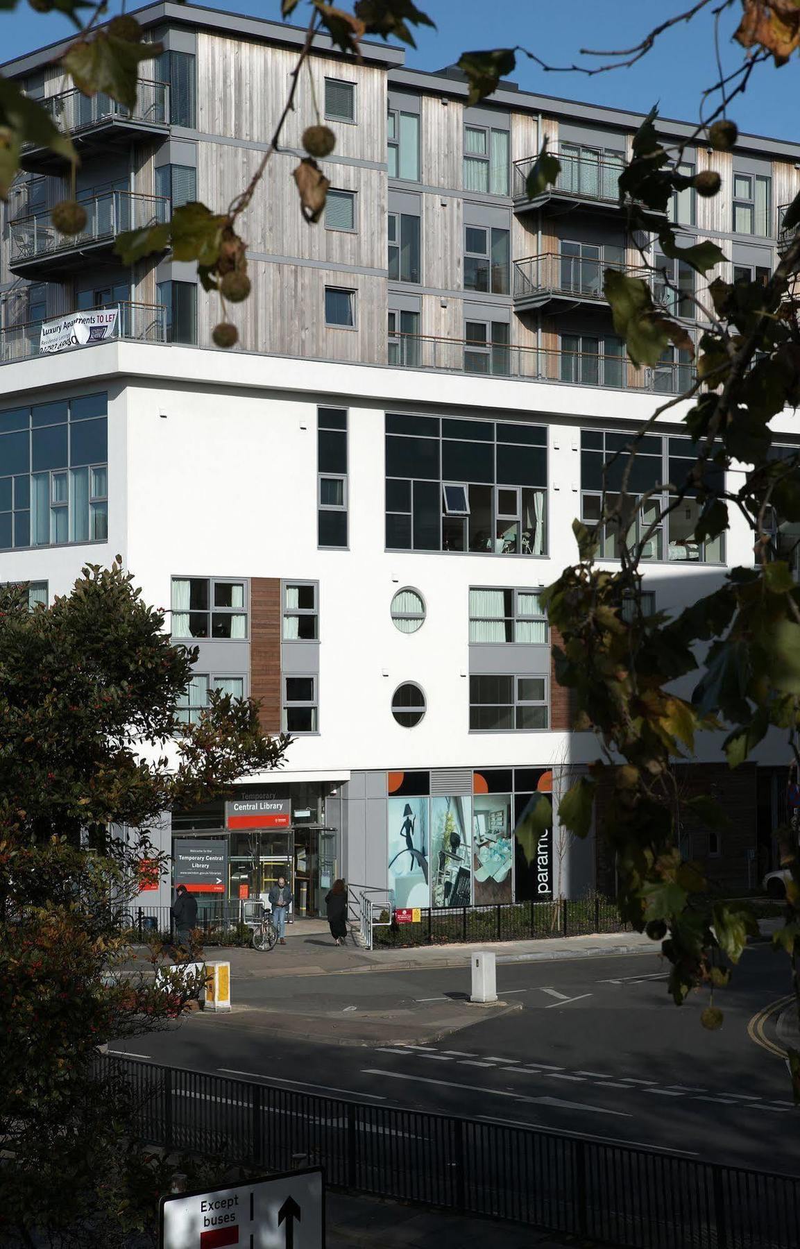 The Paramount, Swindon Ngoại thất bức ảnh