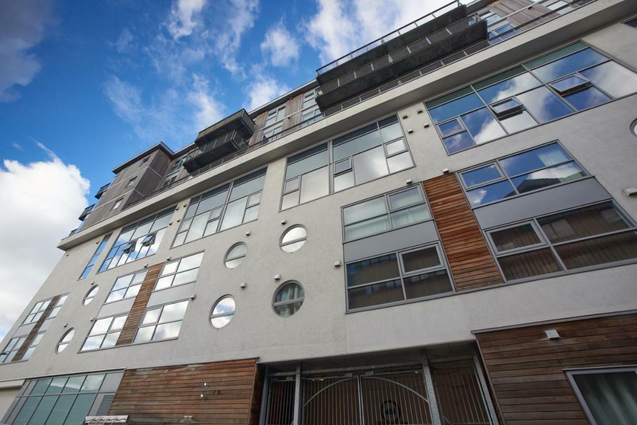 The Paramount, Swindon Ngoại thất bức ảnh
